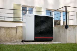 heat pump advantages over traditional hvac
